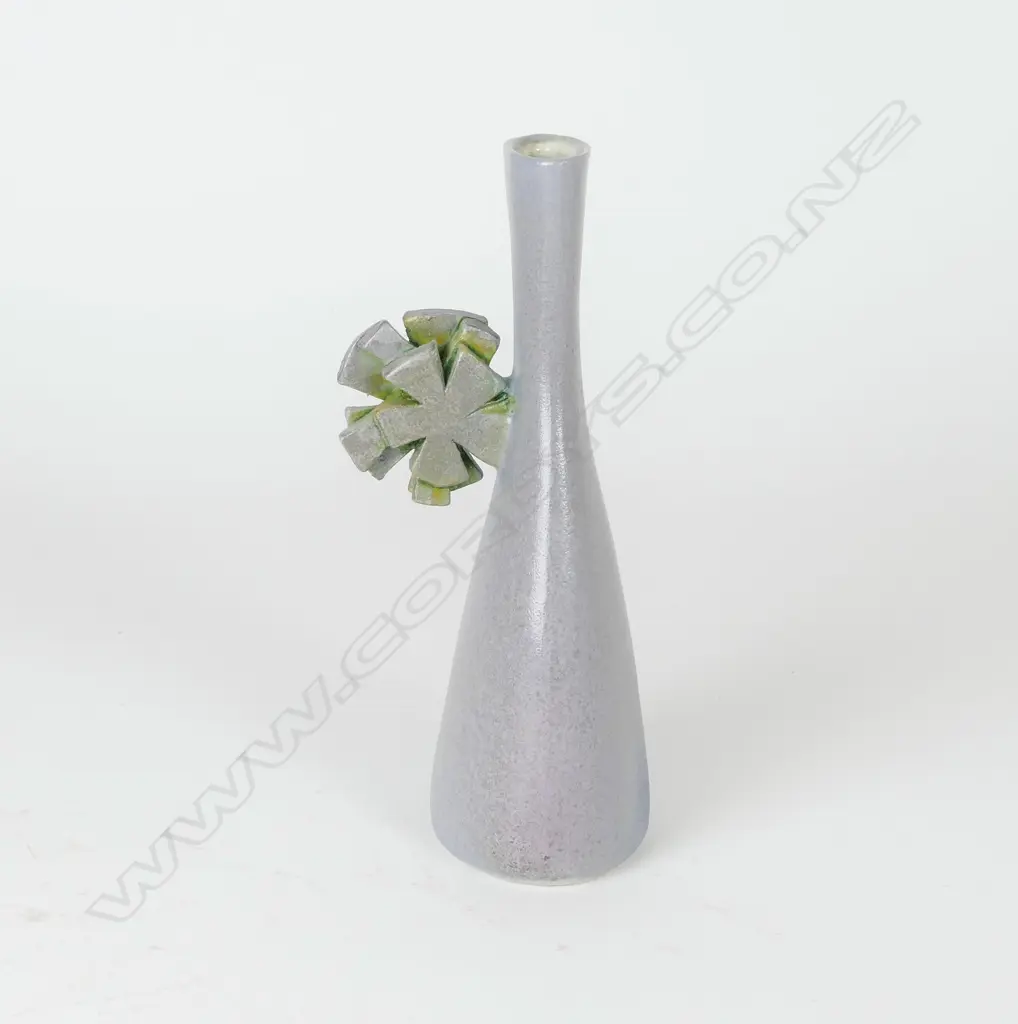 Ian Firth tapered vase Image 1++