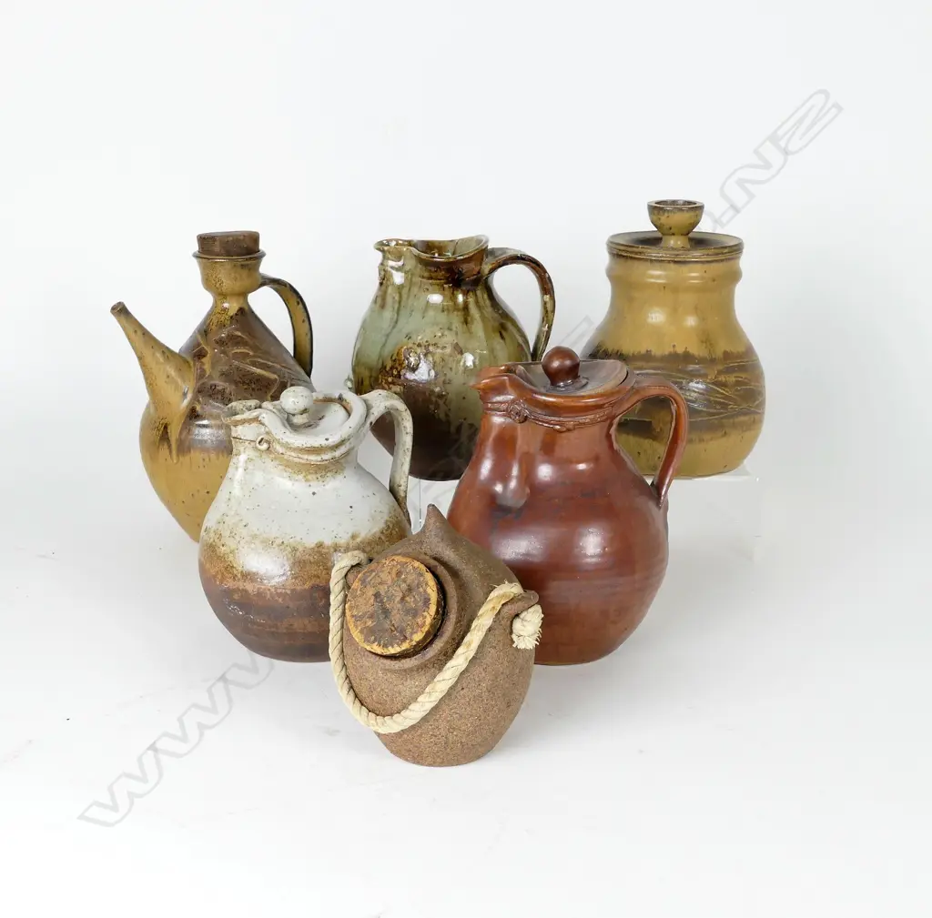 Six Ian Firth pottery items Image 1++