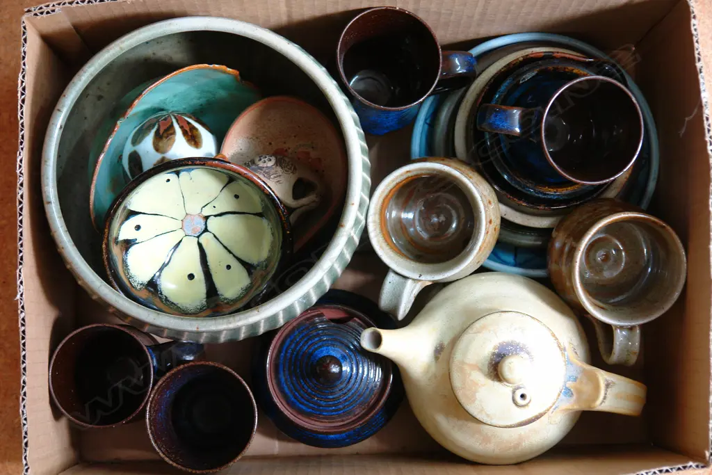 A collection of N.Z. Studio pottery Image 1++