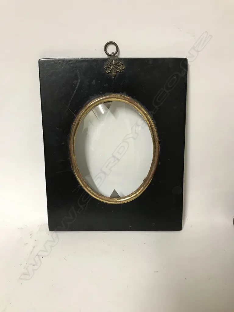 Three old frames Image 1++