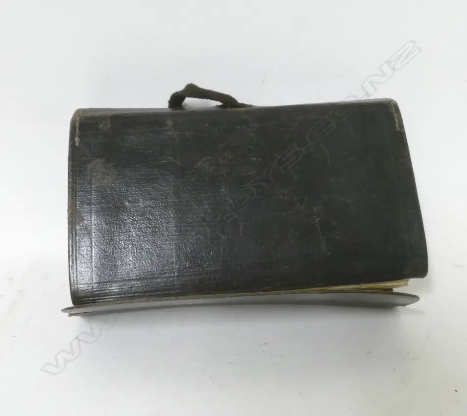 A late Victorian large brown leather fly wallet with flies Image 1++