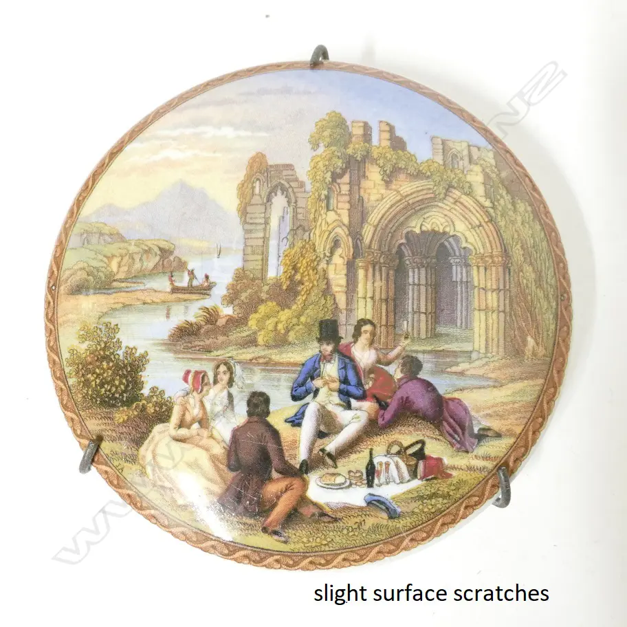 Four Victorian Pratt pot lids Image 1++