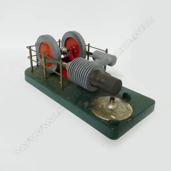 A Stirling 'solar' engine