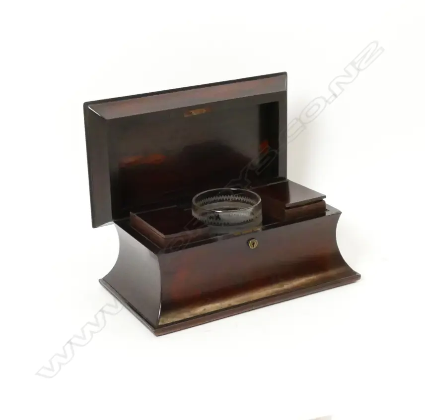 A Regency rosewood tea caddy Image 1++