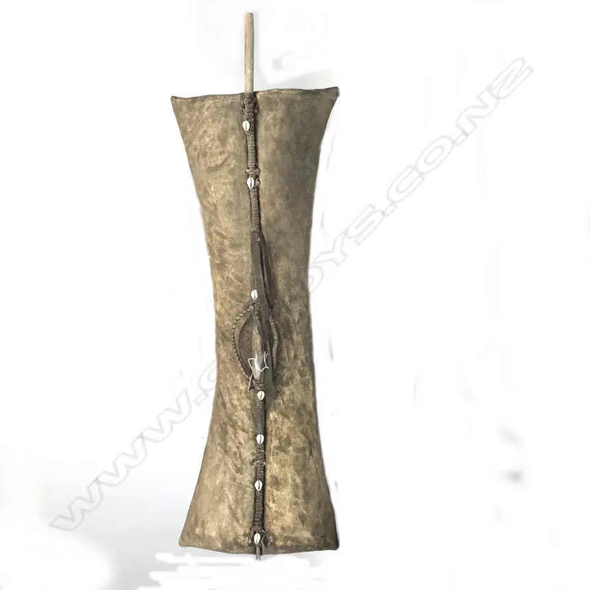 A vintage Turkana tribe Kenya elephant hIde hunting shield Image 1++