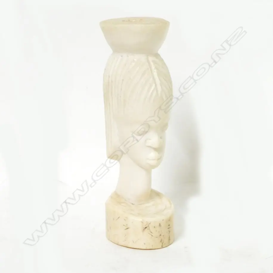 An old African carved ivory bust Image 1++