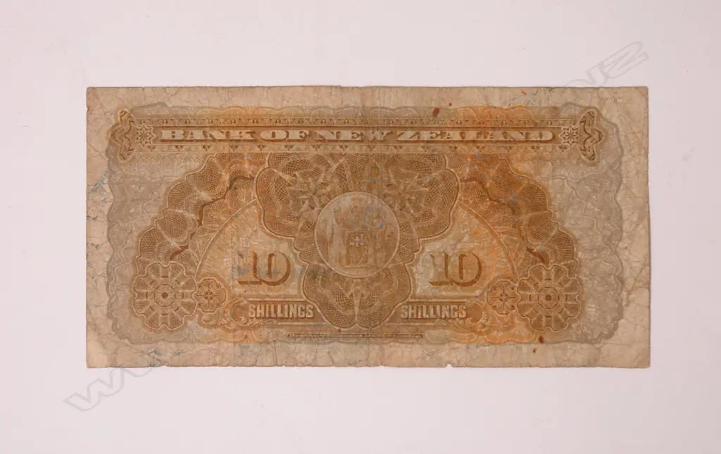 Bank of New Zealand seventh issue ten shillings 1917 bank note Image 1++