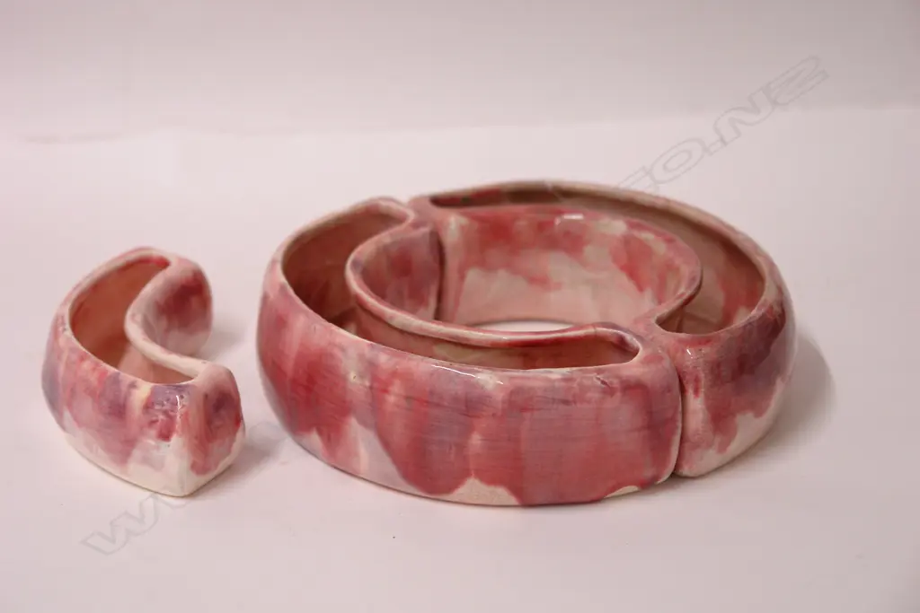 Three Briar Gardner curved trough form vases Image 1++