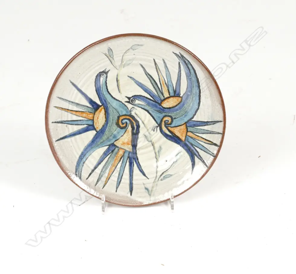 Elizabeth Lissaman hand painted wall plate Image 1++