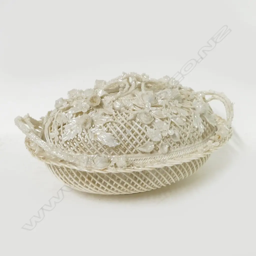 An ornate porcelain Belleek lidded basket Image 1++