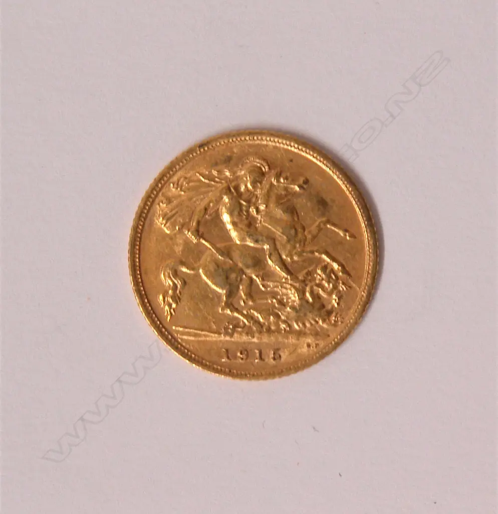 A 1915 gold half-sovereign Image 1++