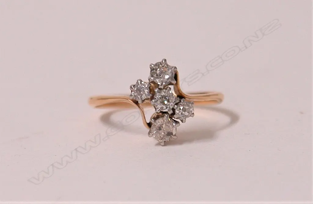 A lady's estate 18ct. yellow gold and five stone diamond ring Image 1++