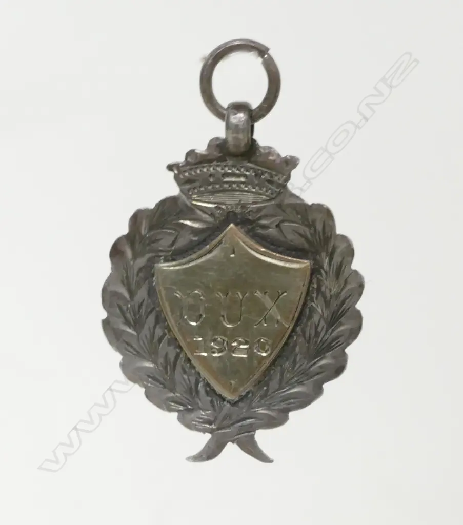 W. & Co. N.Z. colonial silver Dux medallion Image 1++