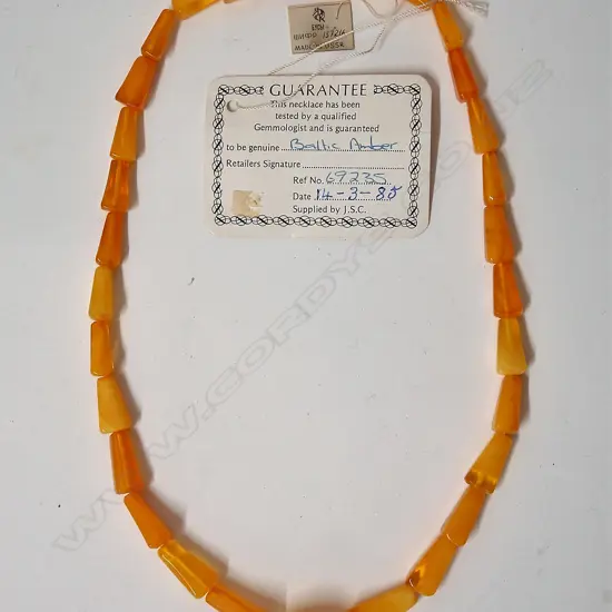 A Baltic amber bead necklace