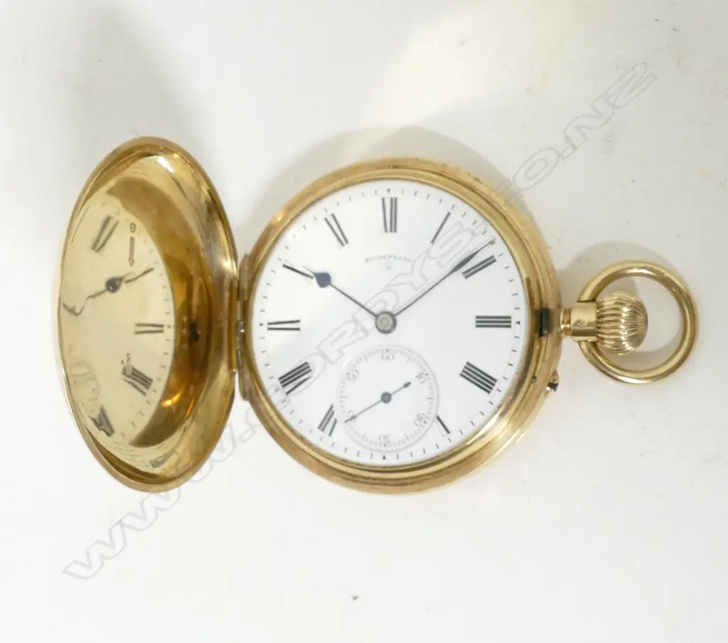 A 9ct. yellow gold Rotherham hunter pocket watch Image 1++
