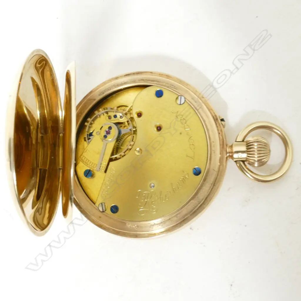 A 9ct. yellow gold Rotherham hunter pocket watch Image 1++