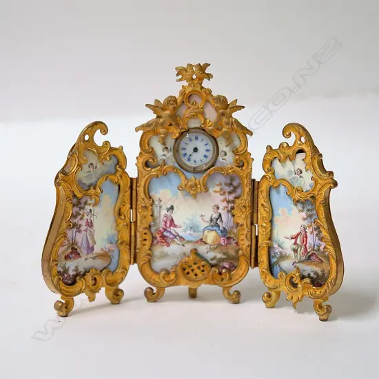 A late 19thC French ormolu and porcelain small table screen desk clock