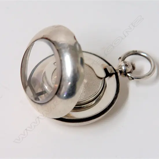 An uncommon Edwardian silver sovereign case