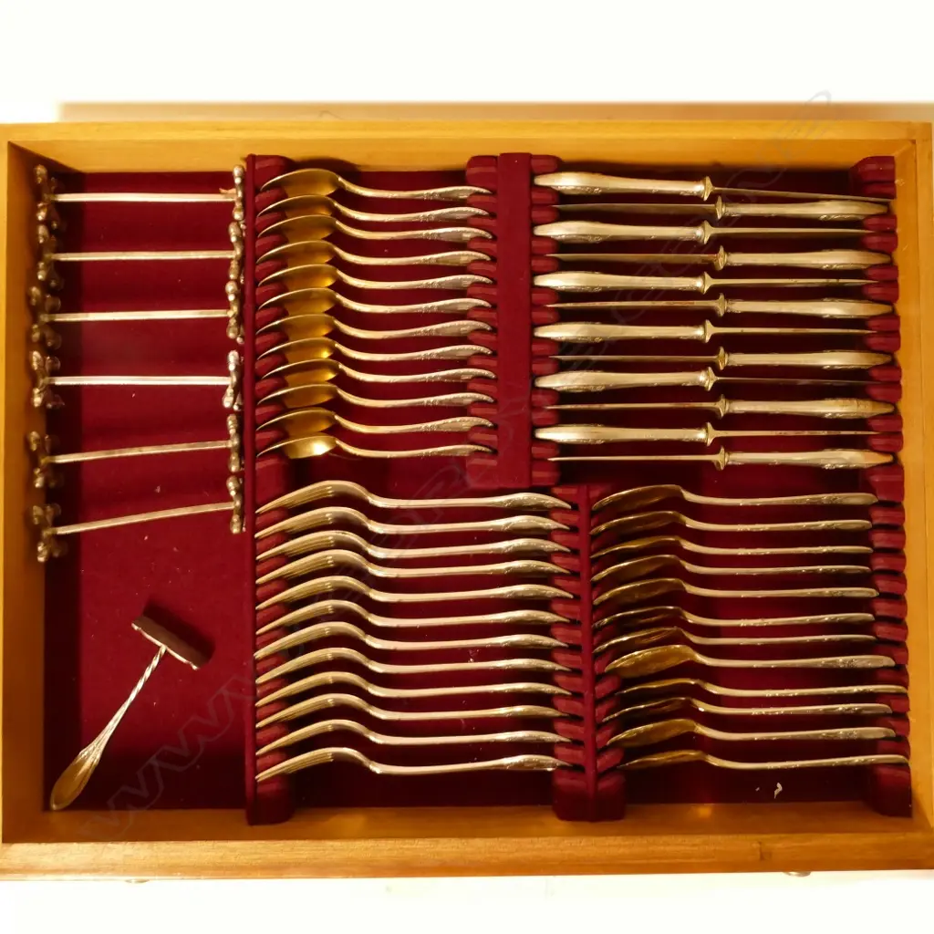 A large harlequin set of German .800 silver cutlery Image 1++