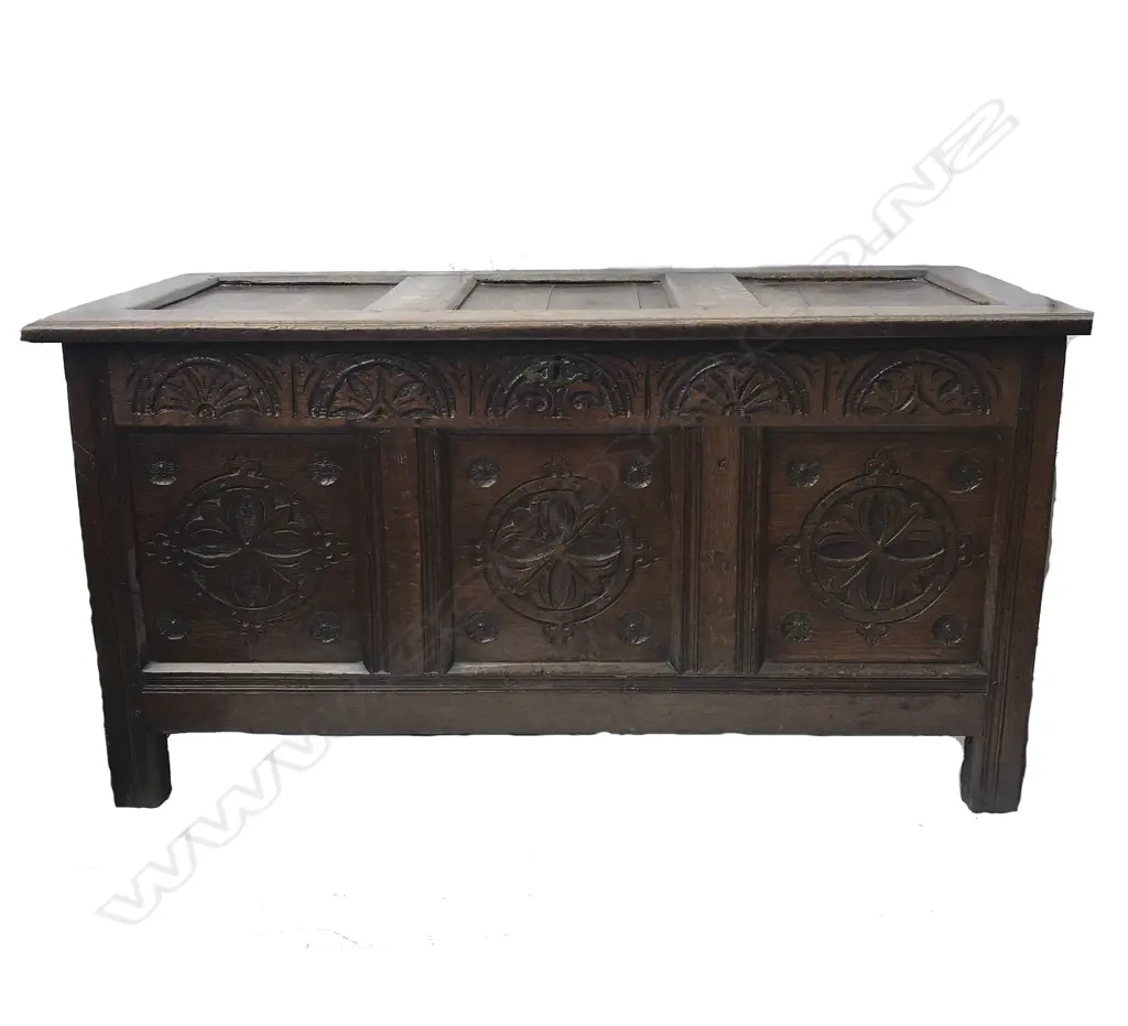 An old oak coffer Image 1++