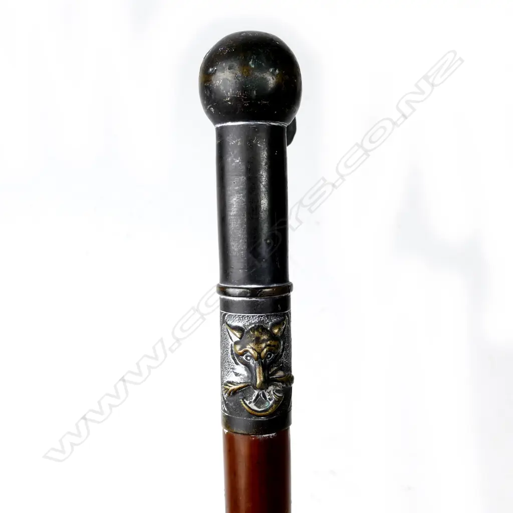 A Victorian riding crop Image 1++
