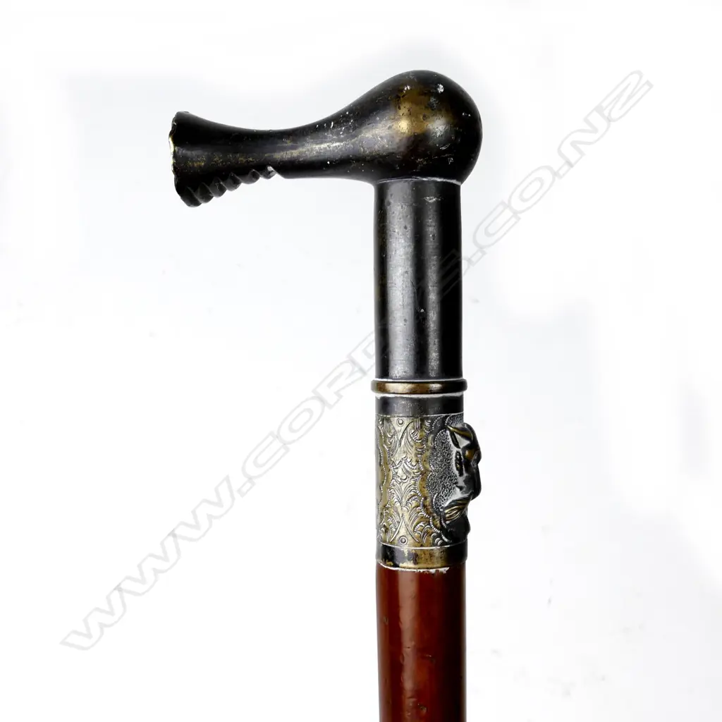 A Victorian riding crop Image 1++