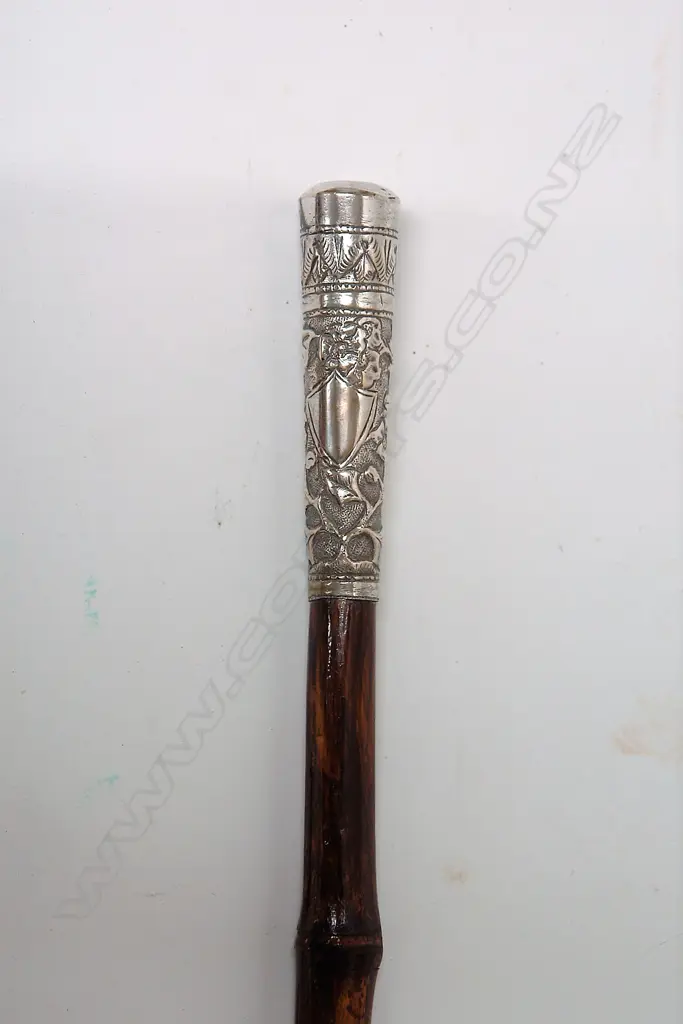 A c.1900 Indian silver handled walking stick Image 1++