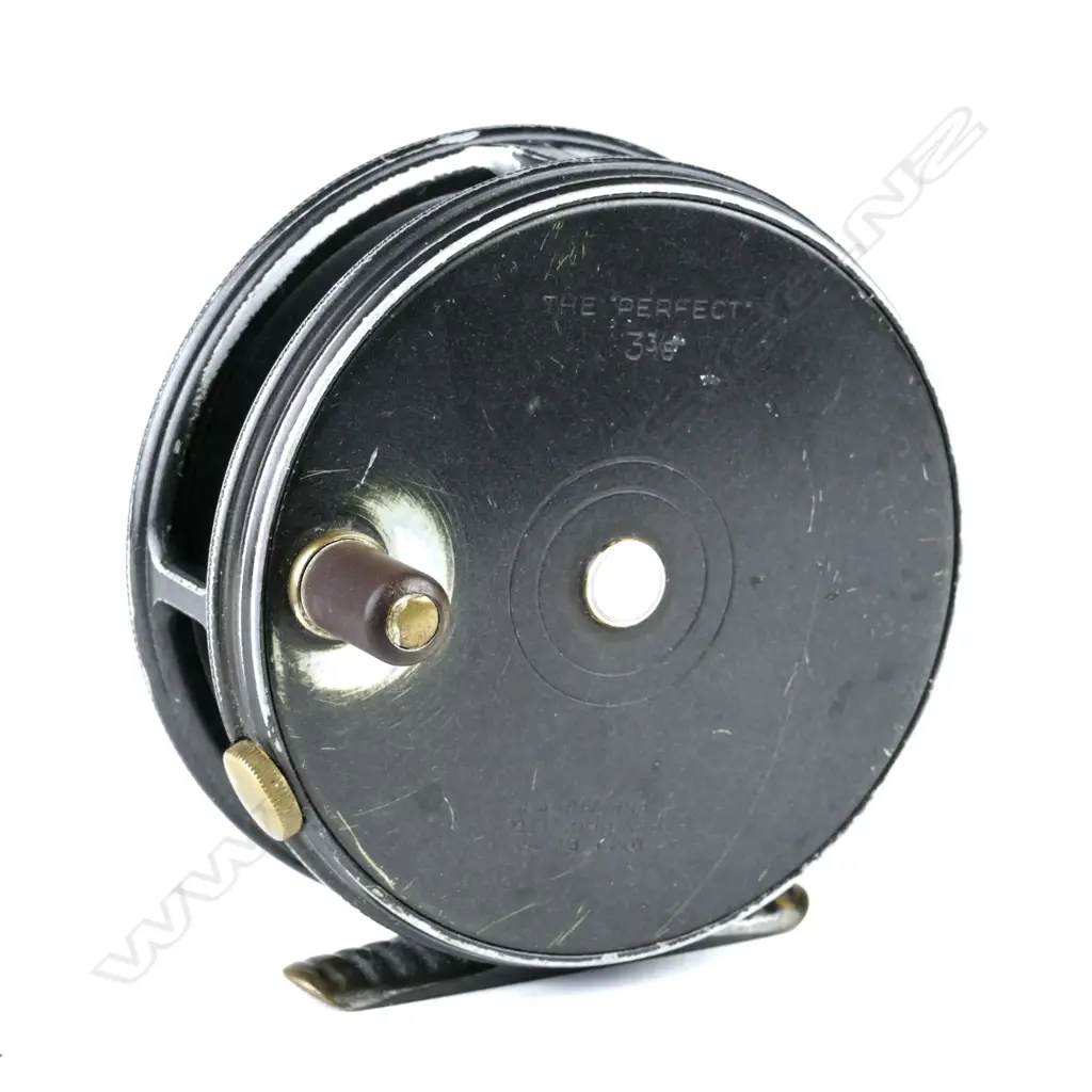 A Hardy's 3⅜” 'Perfect' fly reel Image 1++