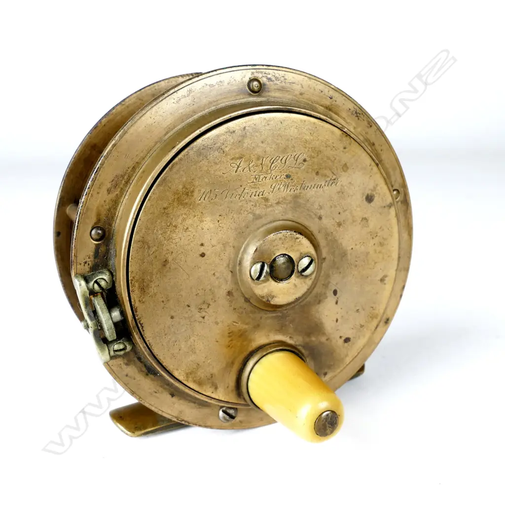 A 3¼” solid brass Hercules-type reel Image 1++