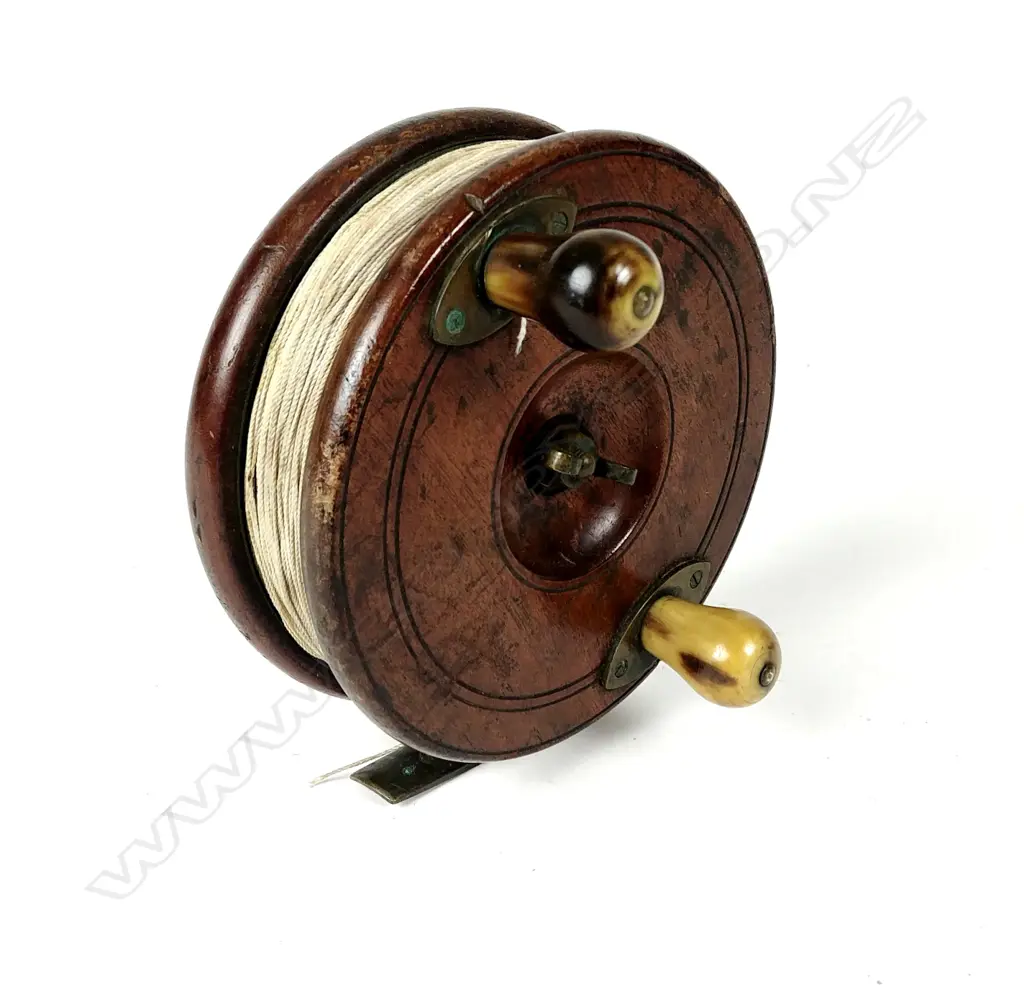 A large 6” English Gamages mahogany game/salmon reel Image 1++