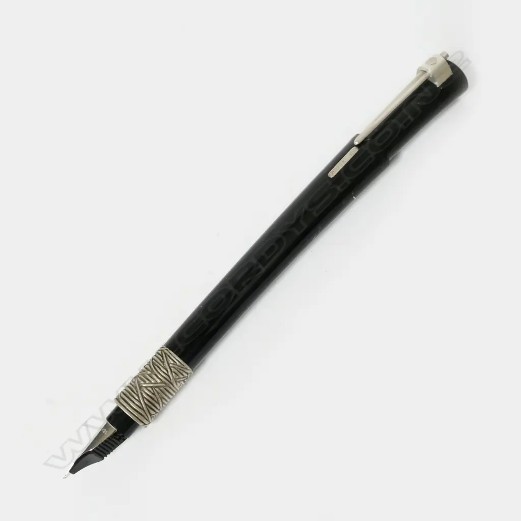 A Waterman 'Sérénité' fountain pen Image 1++