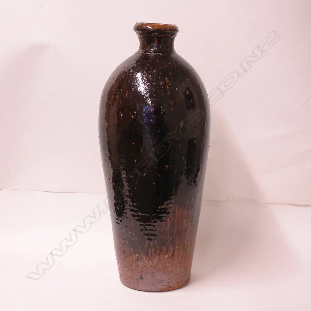 Rod Davies tall tenmoku glaze floor pot Image 1++