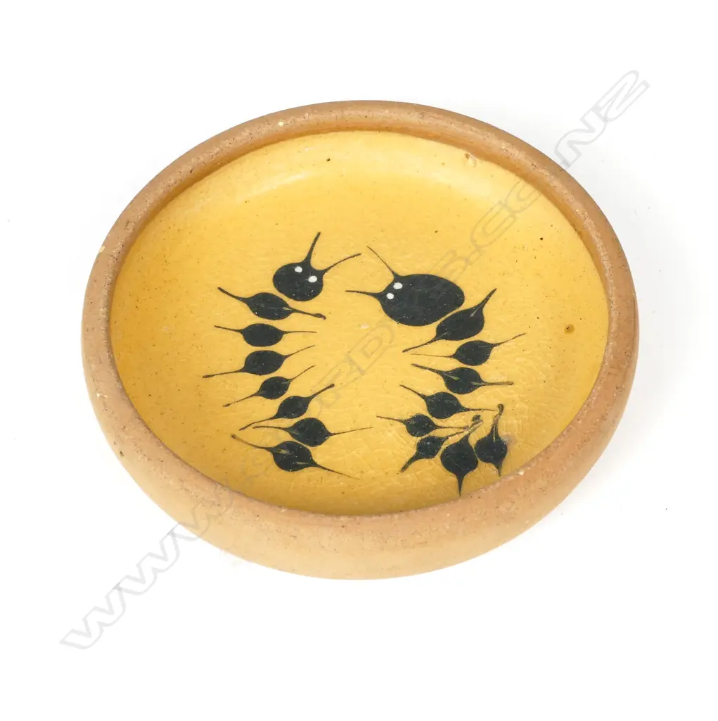An early Len Castle pin dish Image 1++