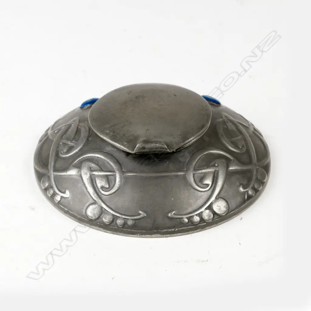 An English Pewter inkwell Image 1++