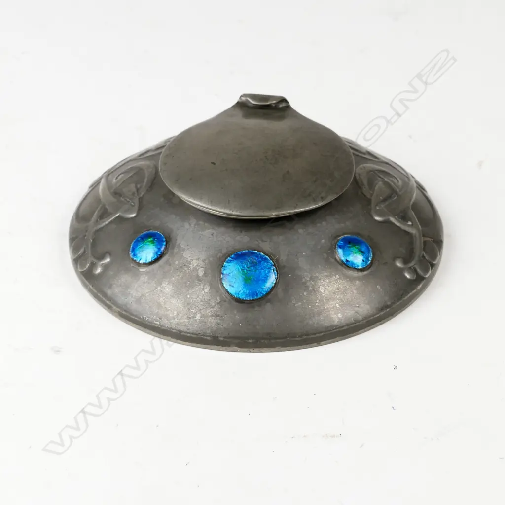 An English Pewter inkwell Image 1++