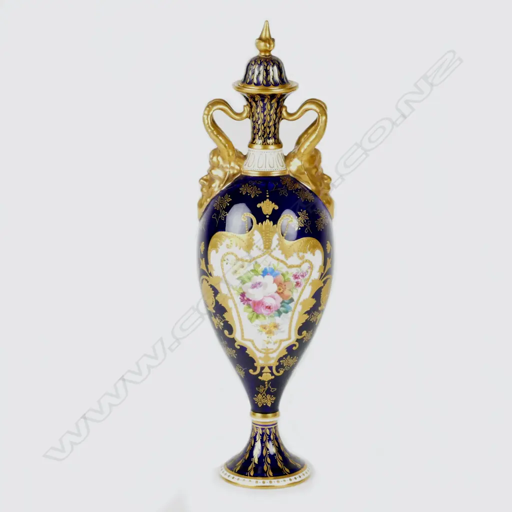 A high quality Royal Doulton white bone china lidded baluster vase Image 1++