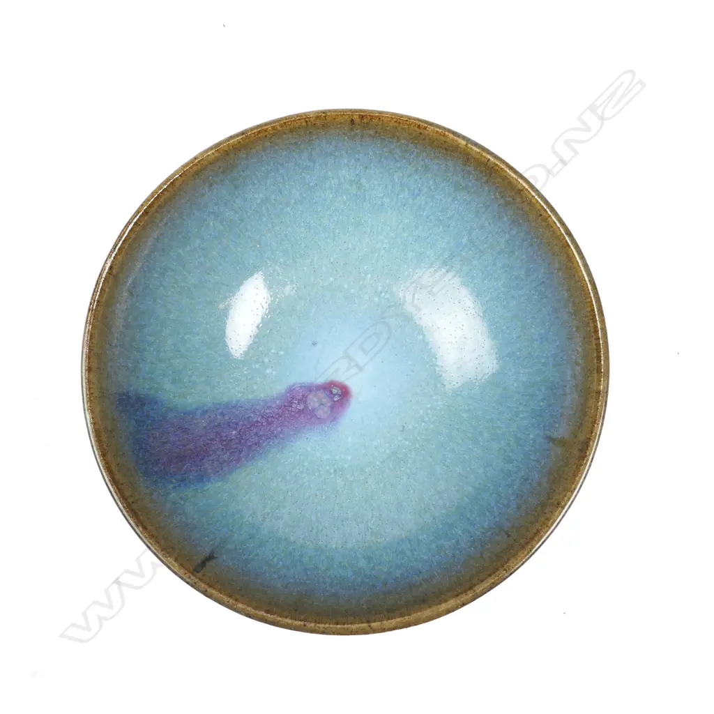 A Chinese Junyao glazed bowl Image 1++