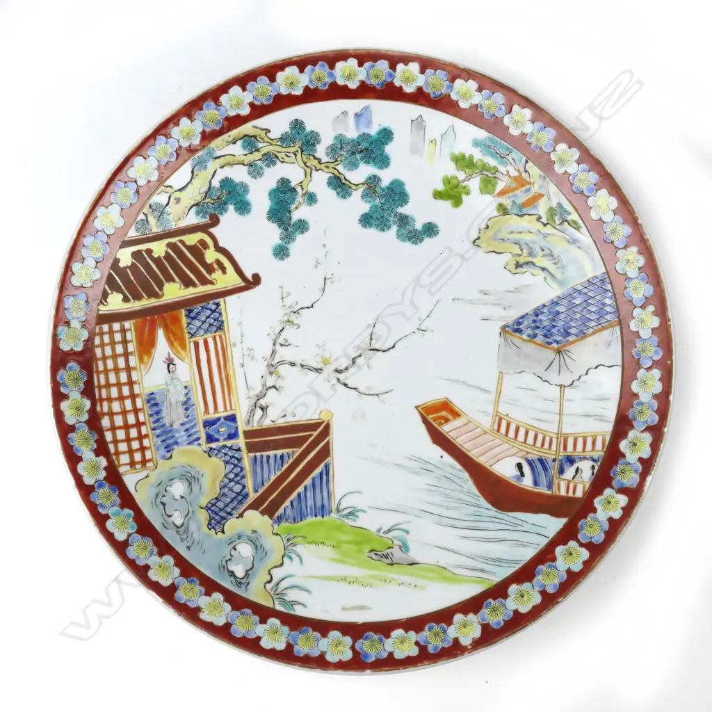 A Japanese Imari circular charger Image 1++