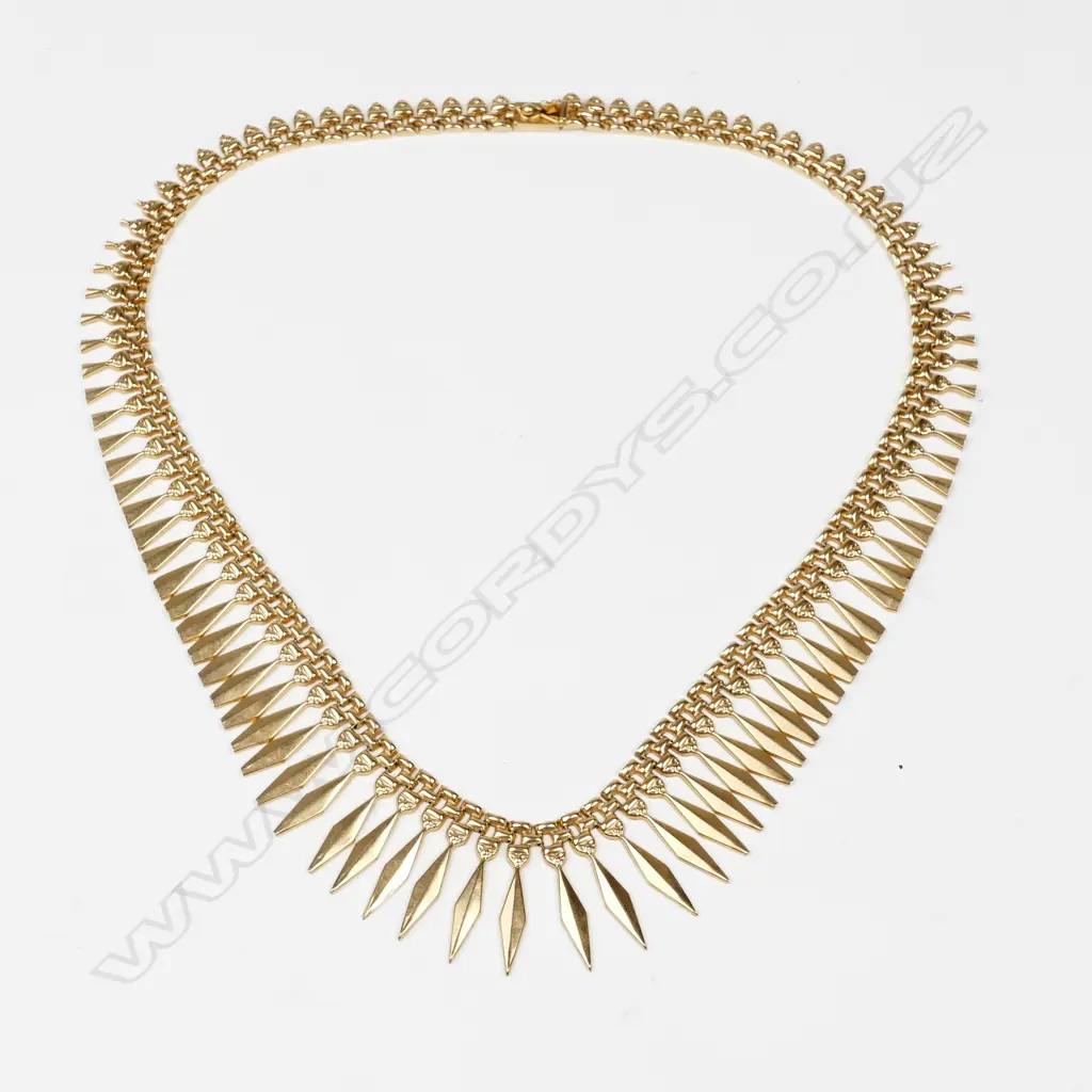 An 18ct gold Egyptian Revival necklace Image 1++