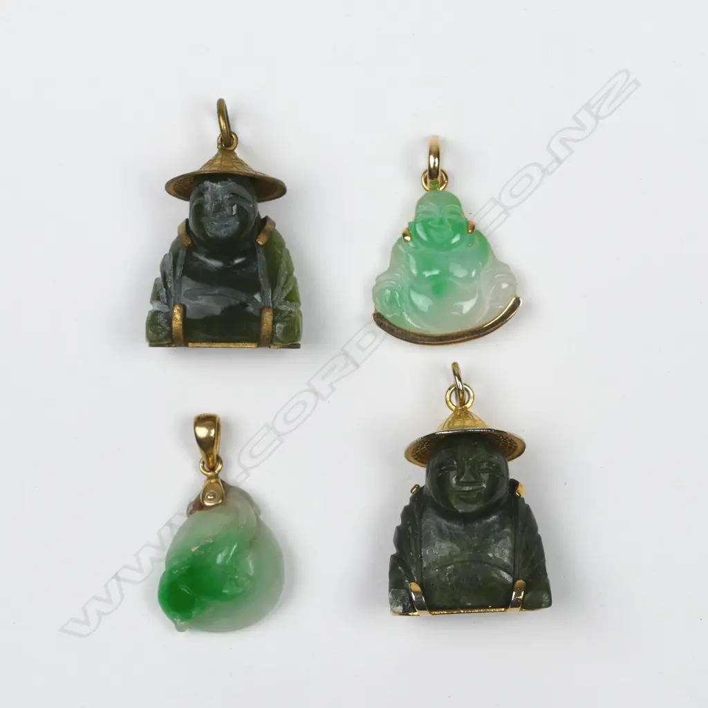 Four Chinese jade Buddha pendants Image 1++