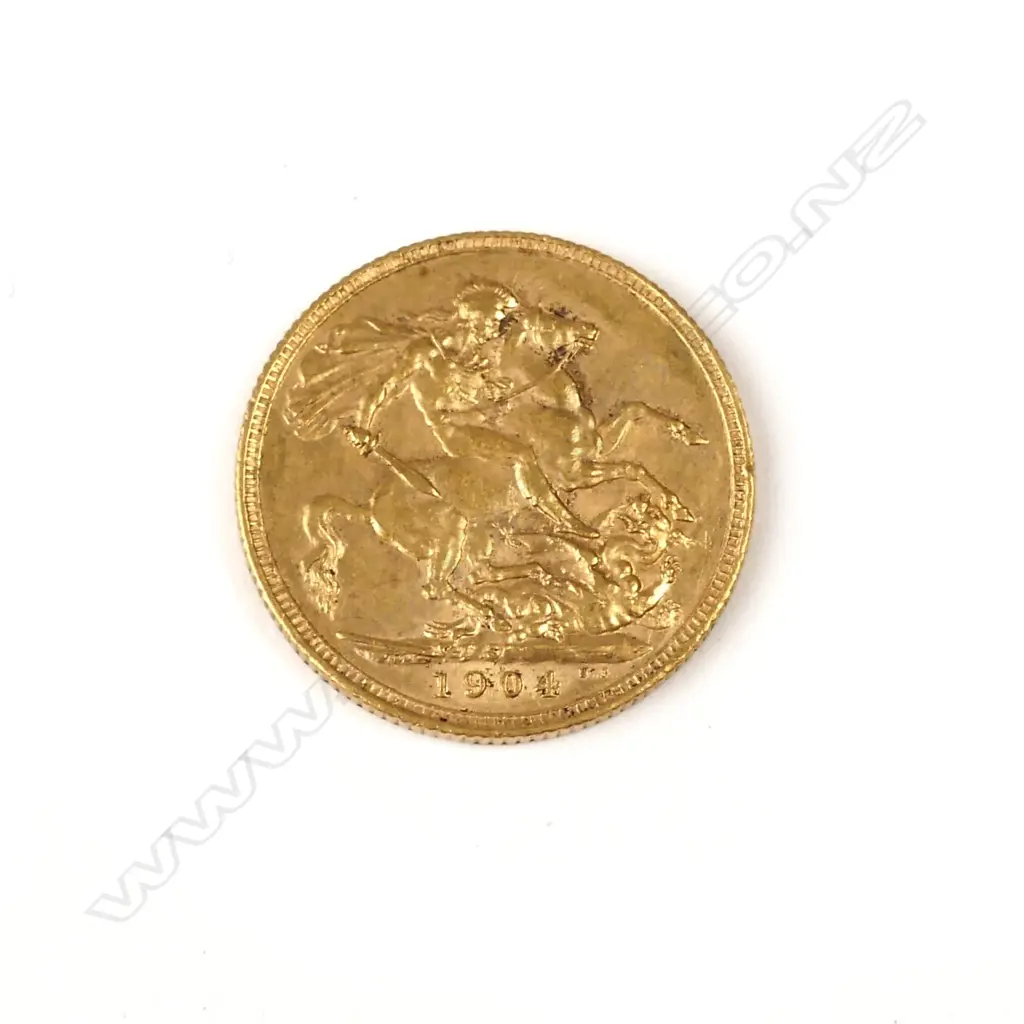 A 1904 gold full sovereign Image 1++