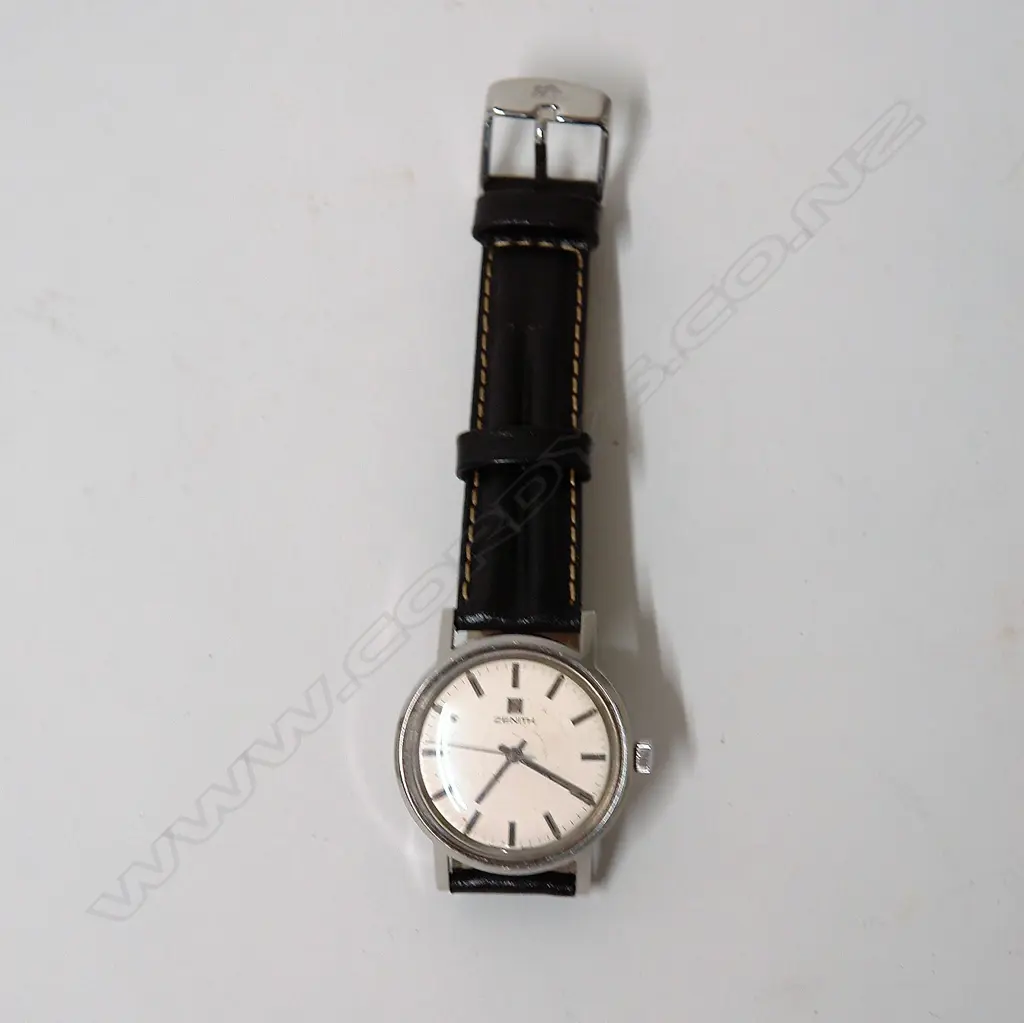 A c.1970s/80s gent's Zenith wristwatch Image 1++