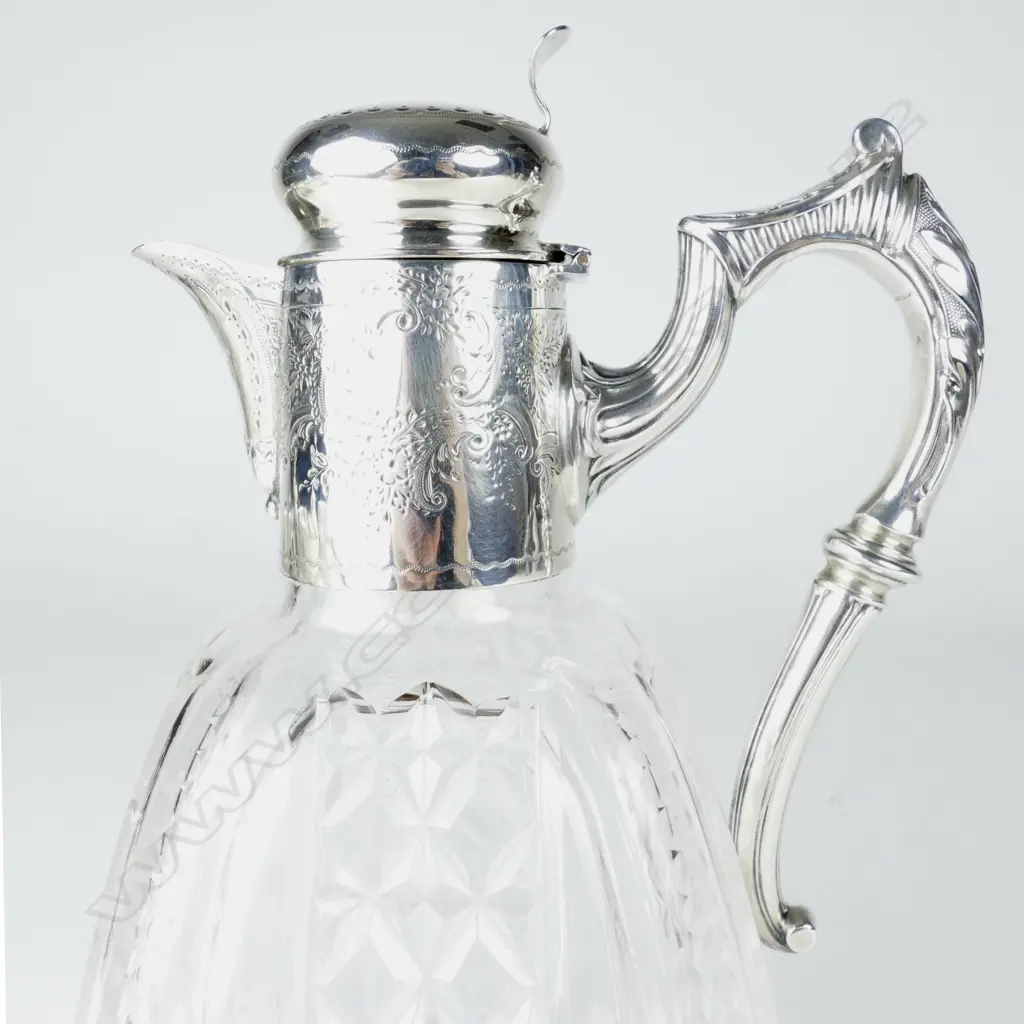An Edwardian cut crystal claret jug Image 1++
