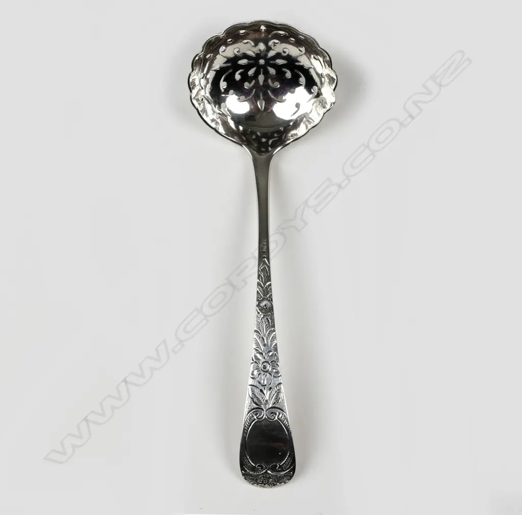 A late Victorian silver sifter ladle Image 1++