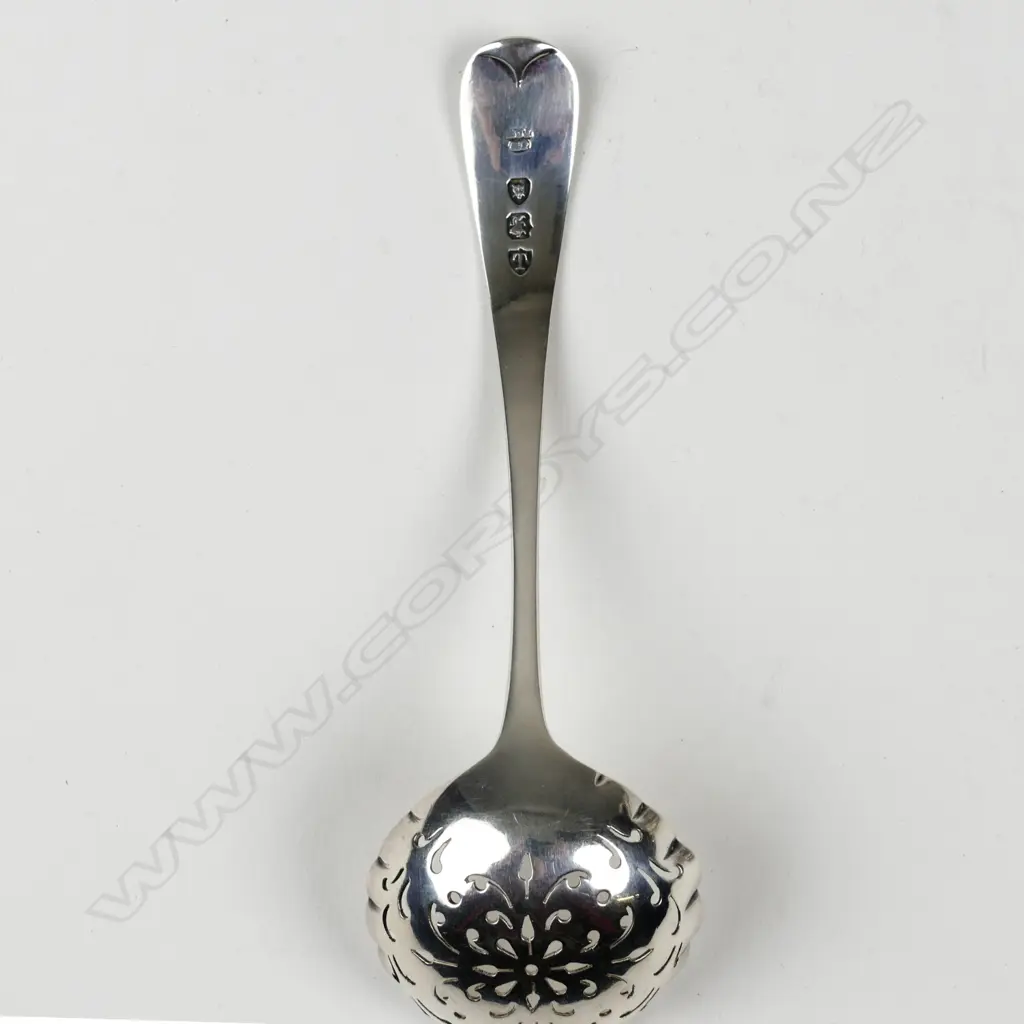 A late Victorian silver sifter ladle Image 1++