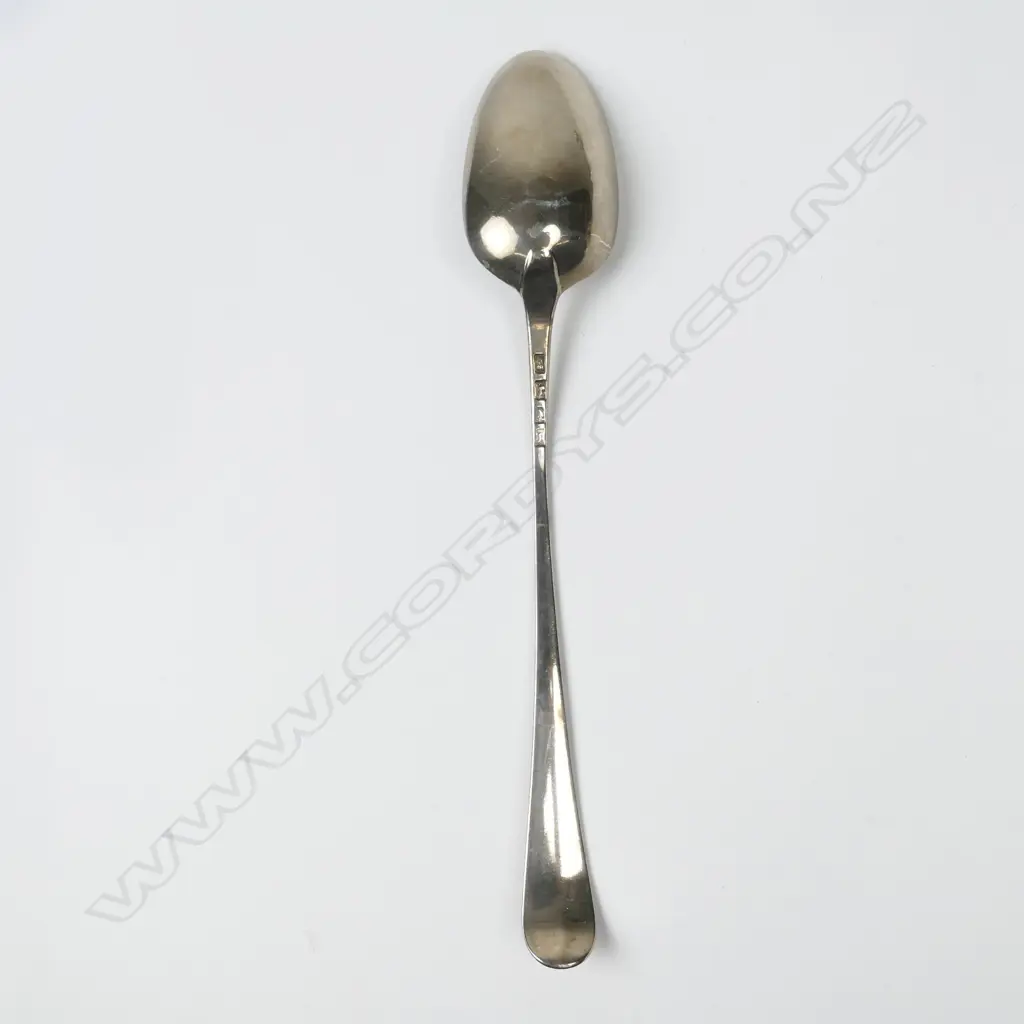 An early George III bottom marked silver pie spoon Image 1++