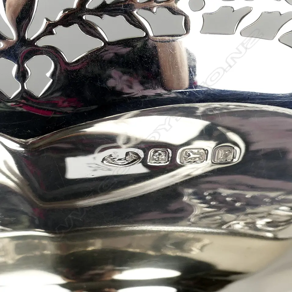 A silver comport Image 1++