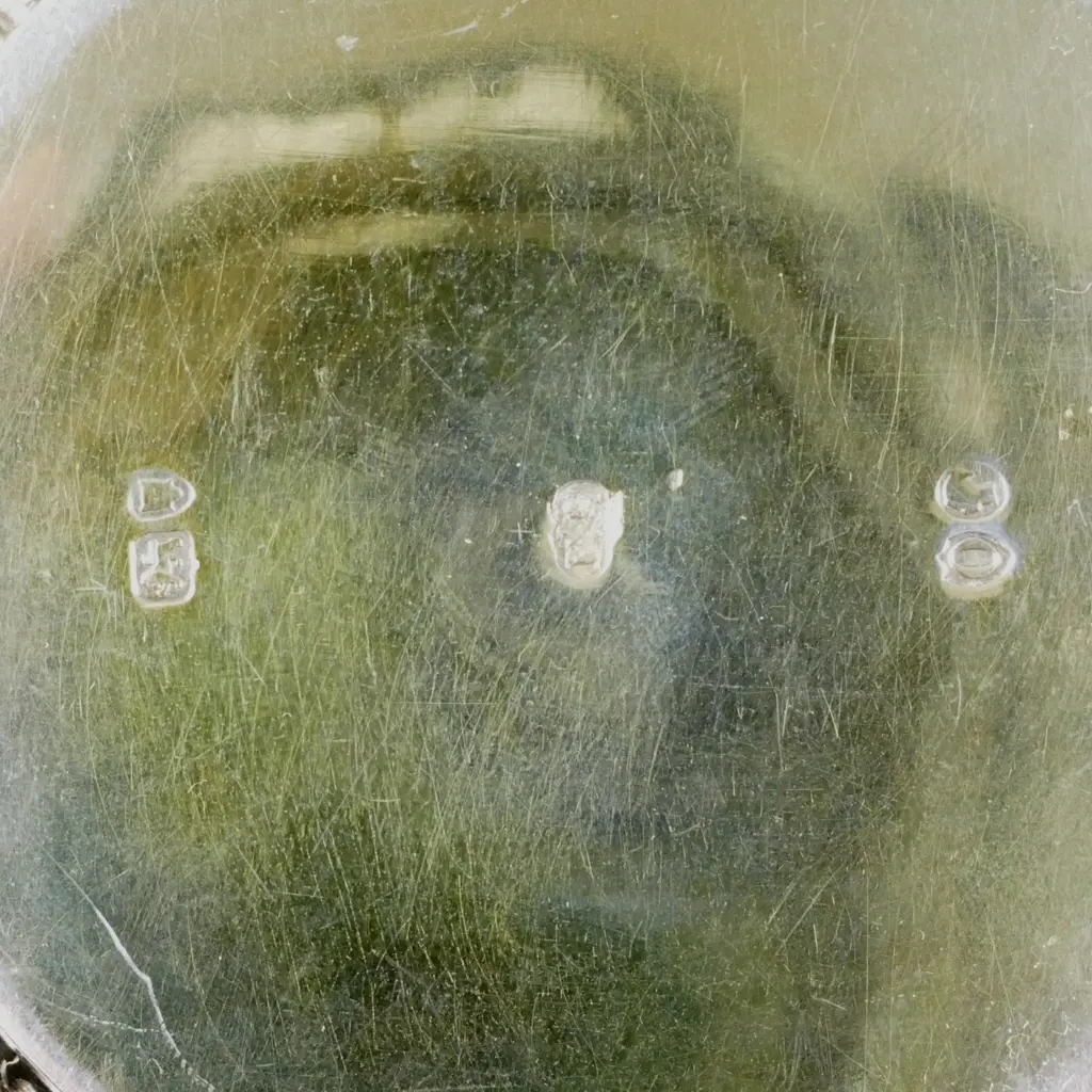 A Victorian silver bowl Image 1++