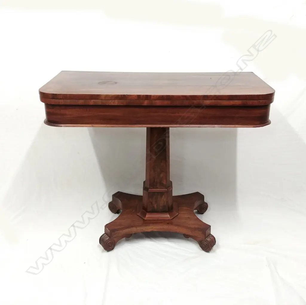 A William IV mahogany flap-top card table Image 1++