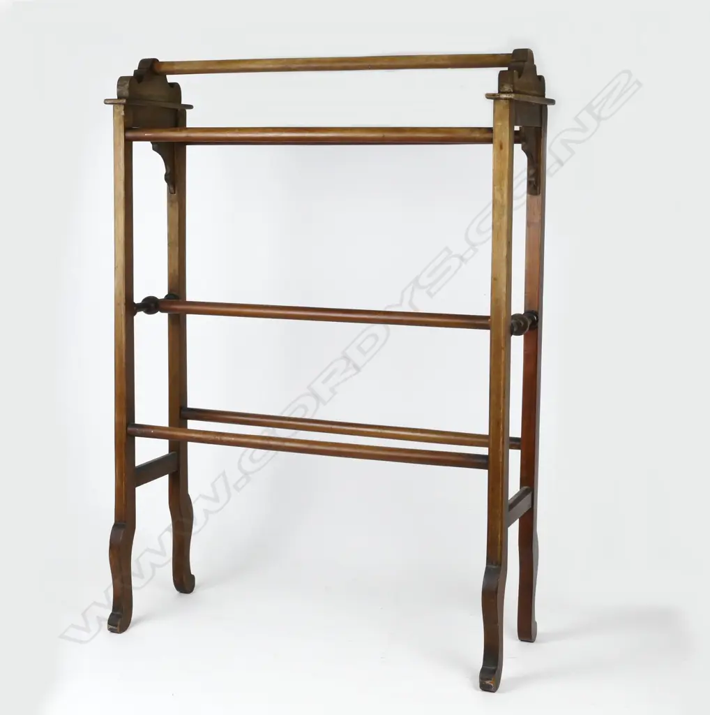 An Edwardian mahogany towel rack Image 1++